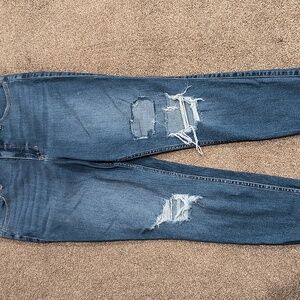 Hollister Distressed Blue Jeans. Ultra High Rise Super Skinny. 15R. 32w, 28L